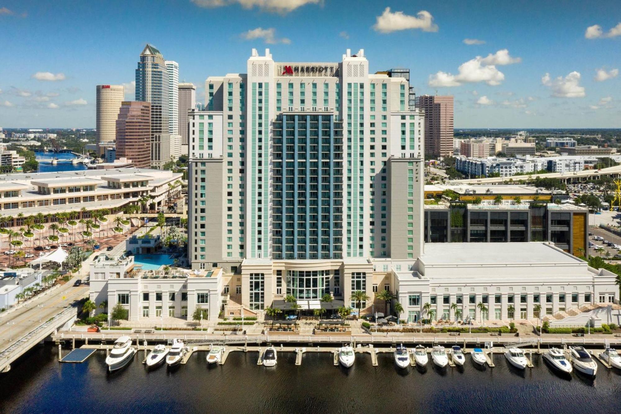 Tampa Marriott Water Street Hotel Exterior photo